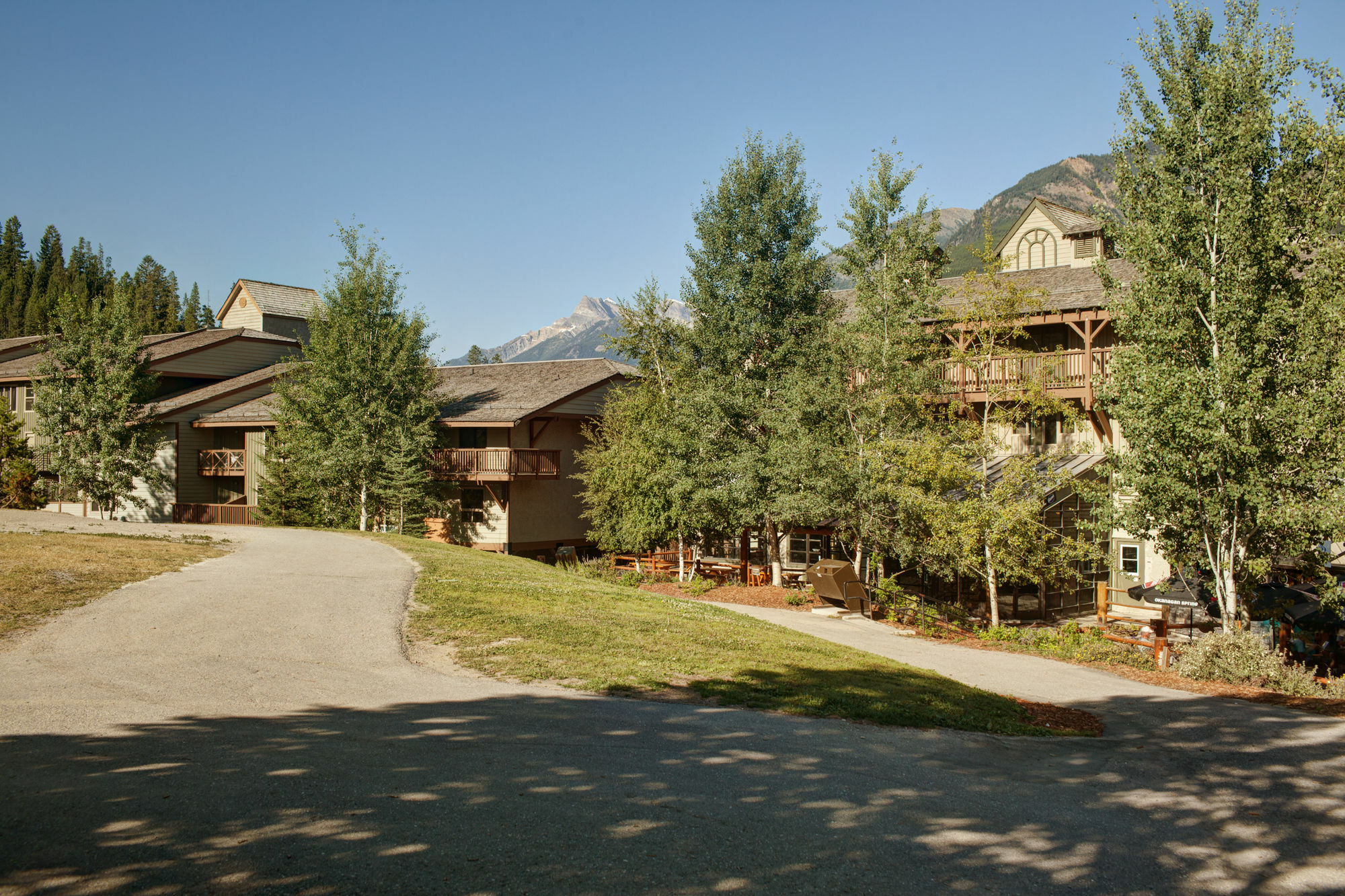 Panorama Mountain Resort - Pine Inn Exterior photo